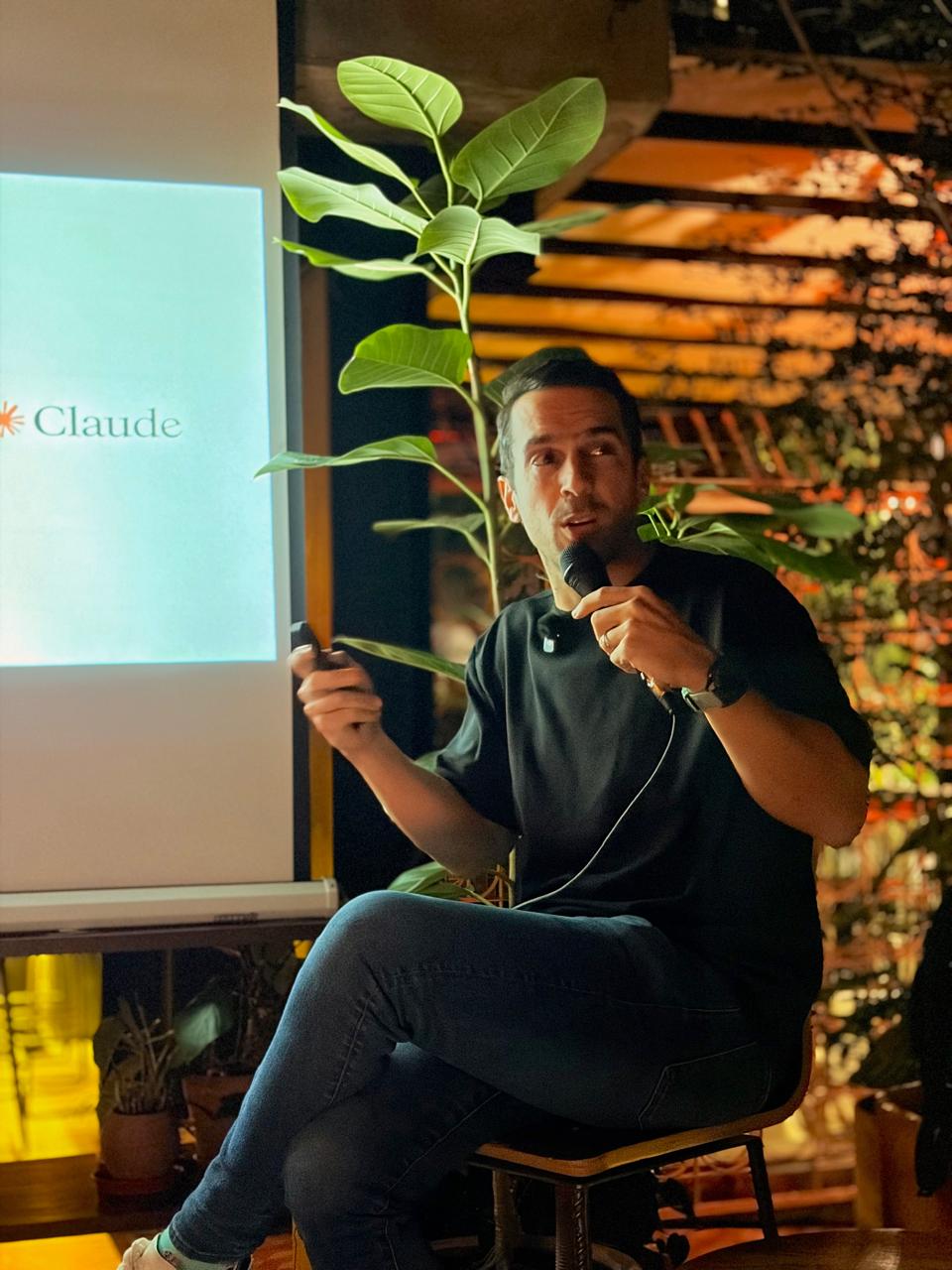 Delta · charla sobre modelos frontera